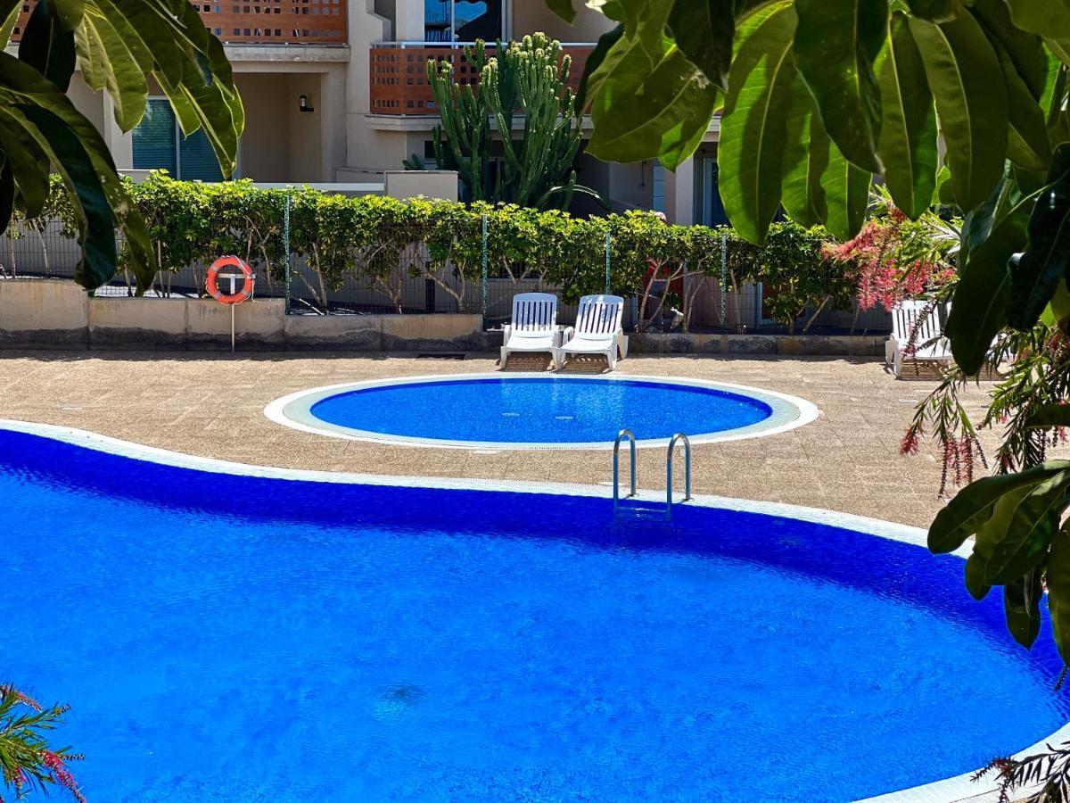With Garden Vista Roja Apartment