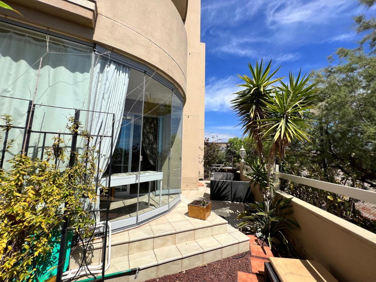 Apartment With Garden Vista Roja *